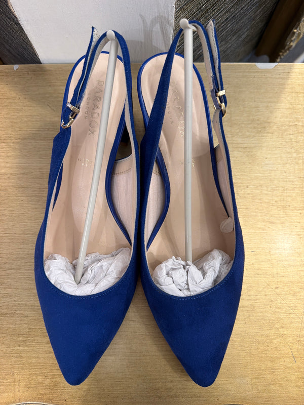 Parodox blue shoes size 8