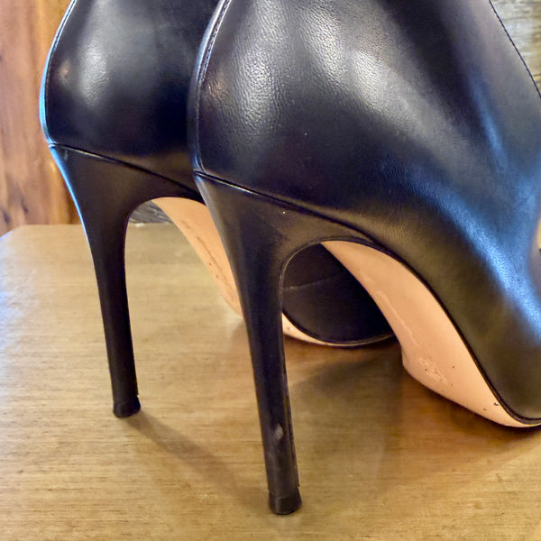Gianvito Rossi Black Leather Peep-Toe Shoe Boots Size 38.5