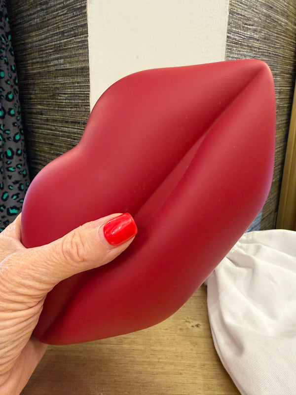 Lulu Guinness Matt Lips clutch