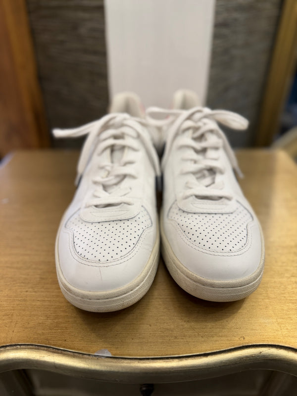 Vega white, red/navy trainers size 7