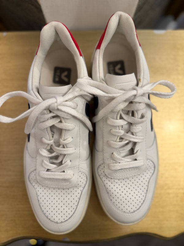 Vega white, red/navy trainers size 7
