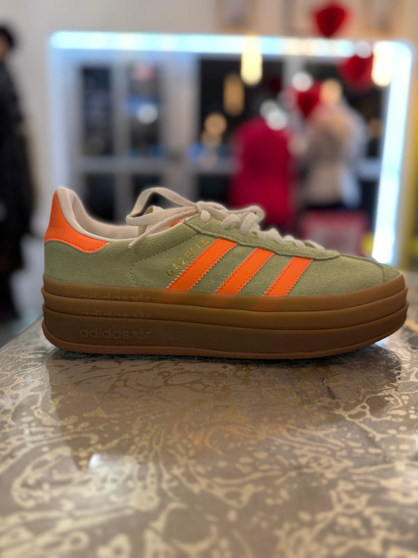 Adidas gazelle green and orange size 5