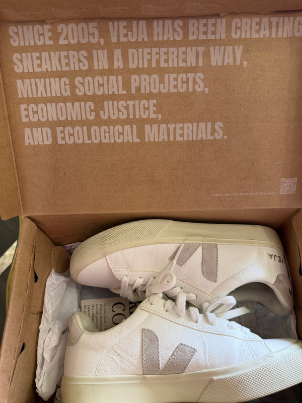 Vega Natural trainer size 37