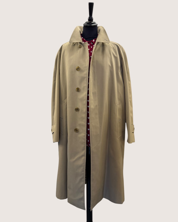 Burberry unisex mac size 48/14