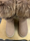 Kingdom of sheepskin boots size 5