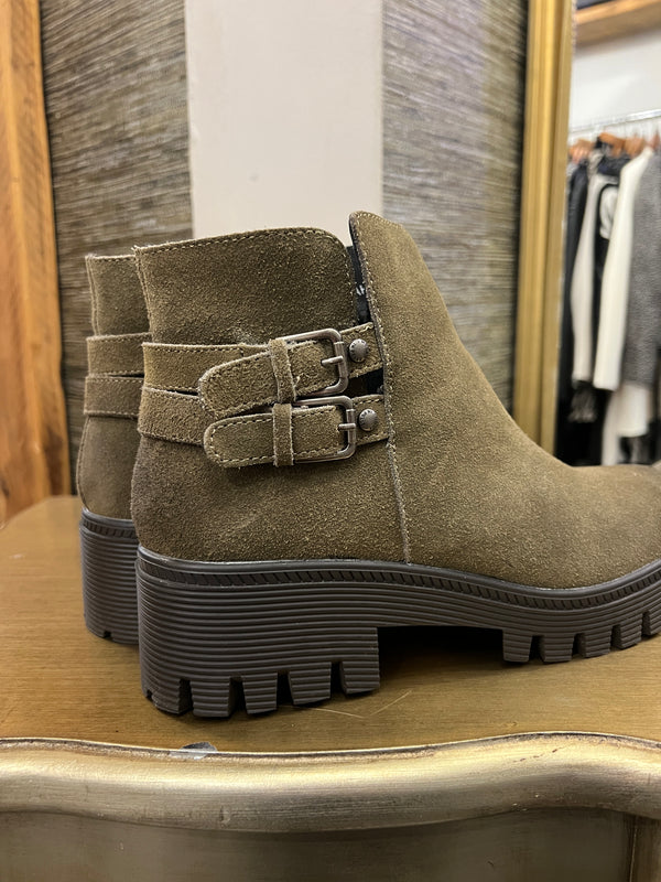 Moda in pelle khaki ankle boots 40