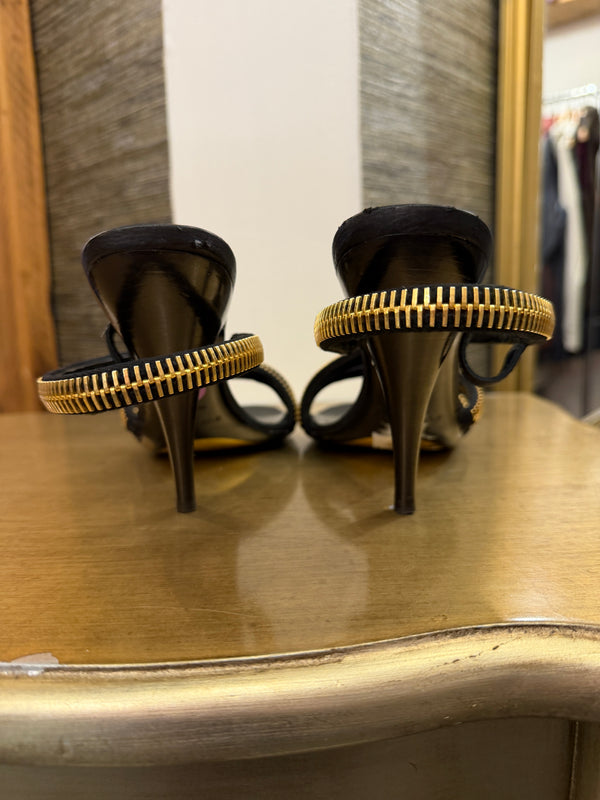 Burberry Zip heels size 40