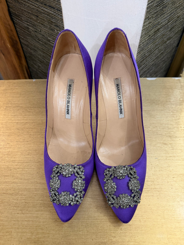 Monolo Blahnik purple heels size 38.5