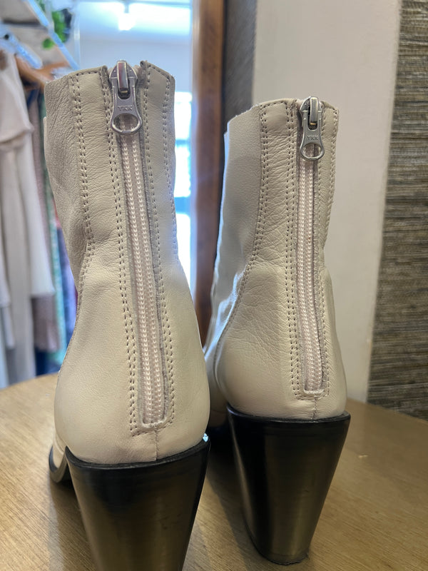 Mint velvet ivory ankle boots size 39
