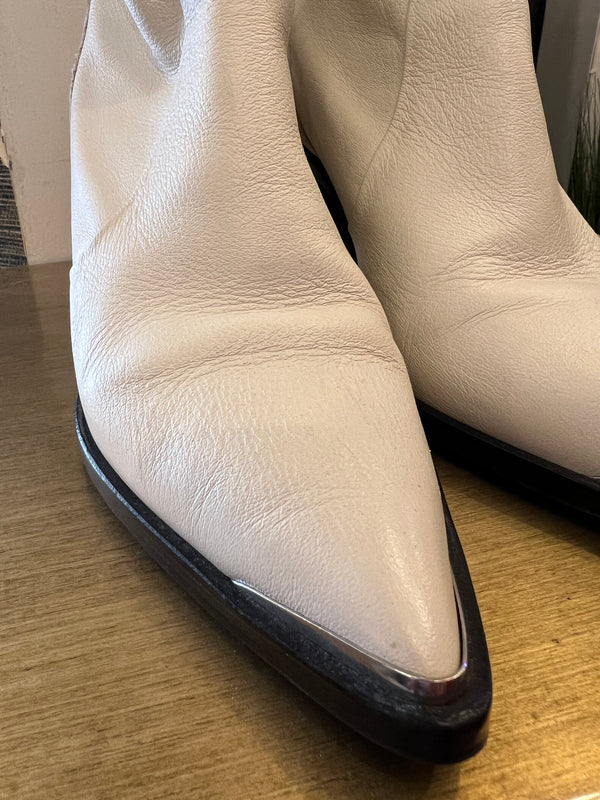 Mint velvet ivory ankle boots size 39