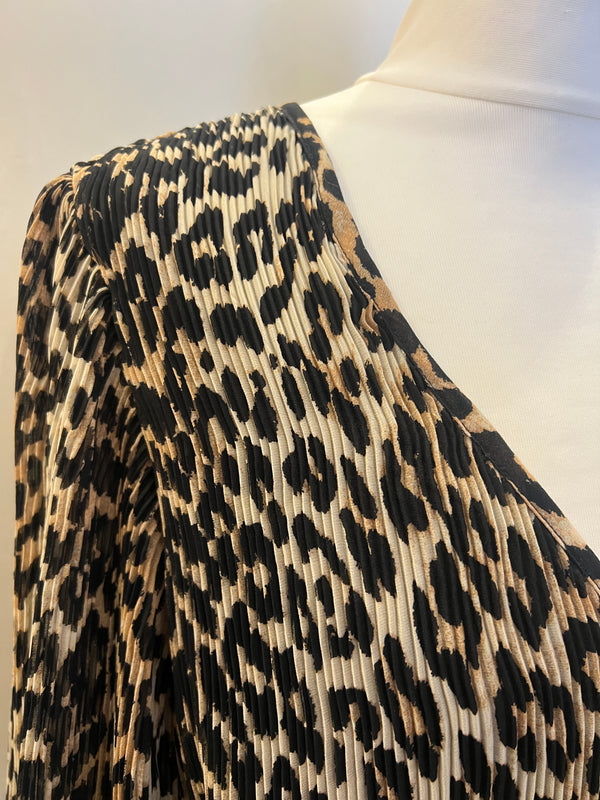 Ganni leopard top size small