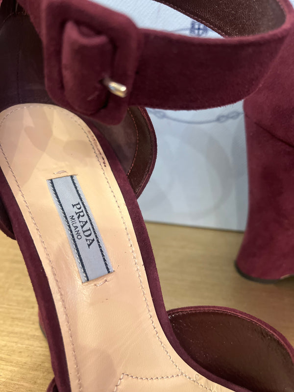 Prada Berry Suede heels size 40
