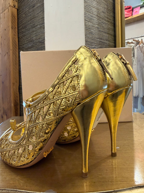 Prada gold shoes 38.5