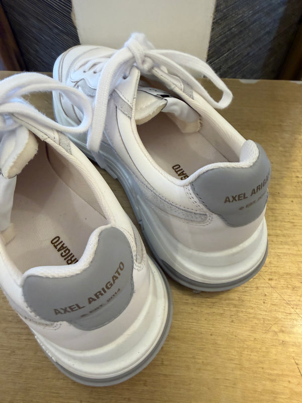 Arigato rush white trainers 6.5