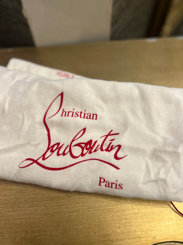 Louboutin black and white trainers 38.5