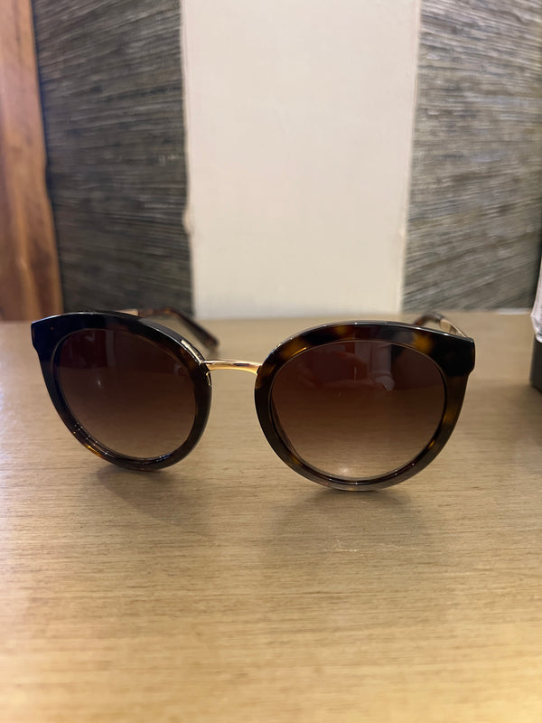 D&G tortoiseshell sunglasses