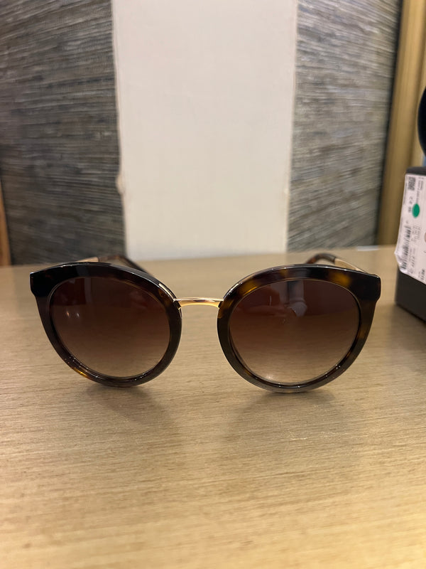 D&G tortoiseshell sunglasses