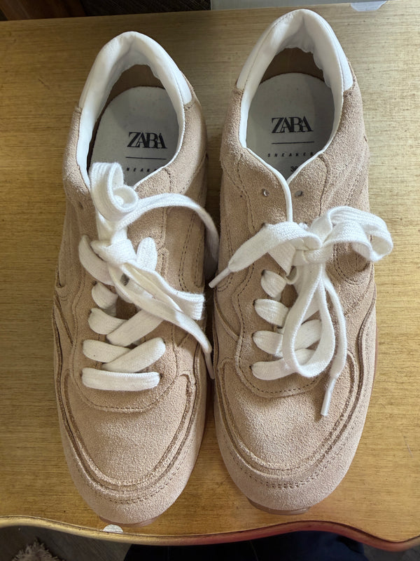 Zara Nude trainers size 4