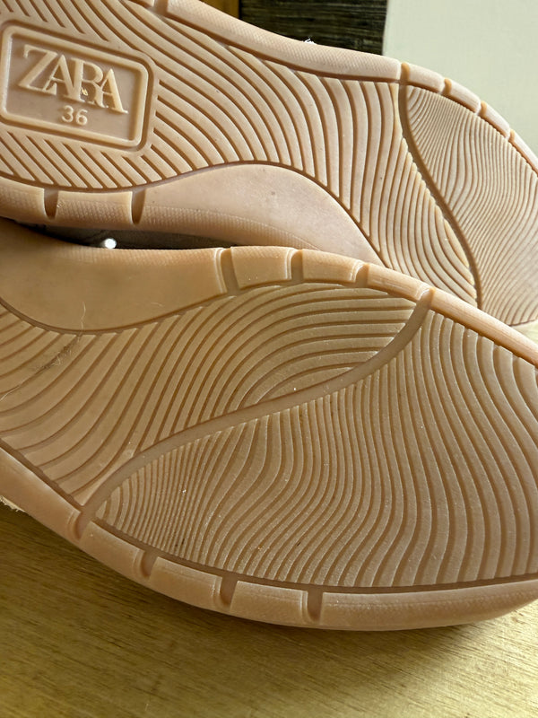 Zara Nude trainers size 4