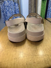 Gucci White interlocking sandals size 40