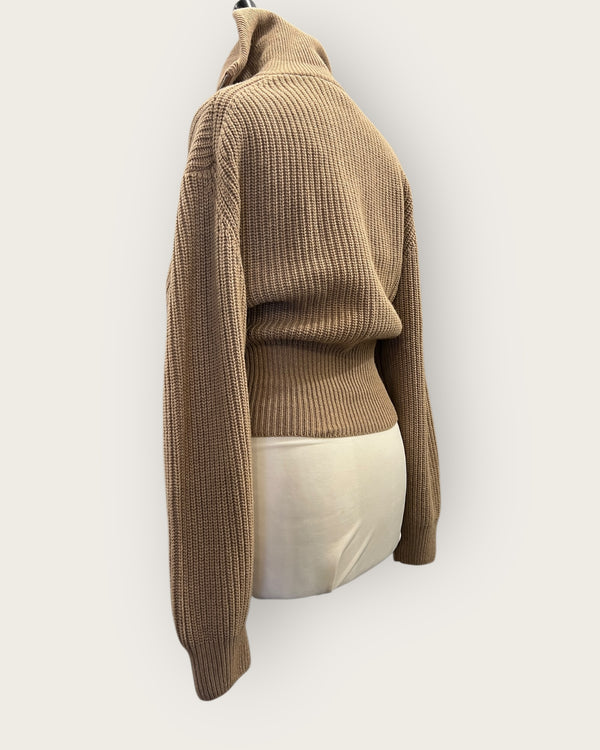 Hugo camel 3/4 zip knit Size small