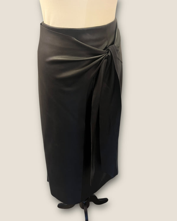 Mint velvet black faux leather skirt size 16