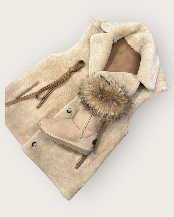 Urban code Rev faux sheerling gillet size Small