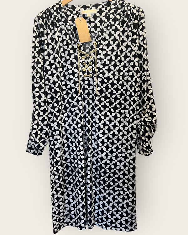 Michael kors black and white dress Size Medium
