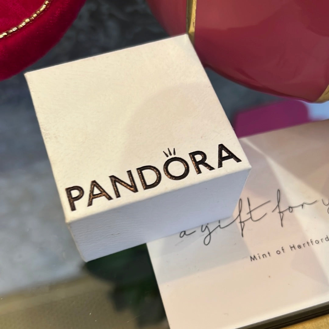 Pandora flower ring