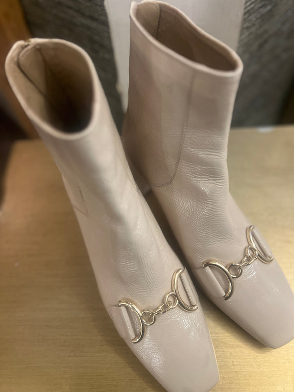L KBennett cream patient leather boots size 8