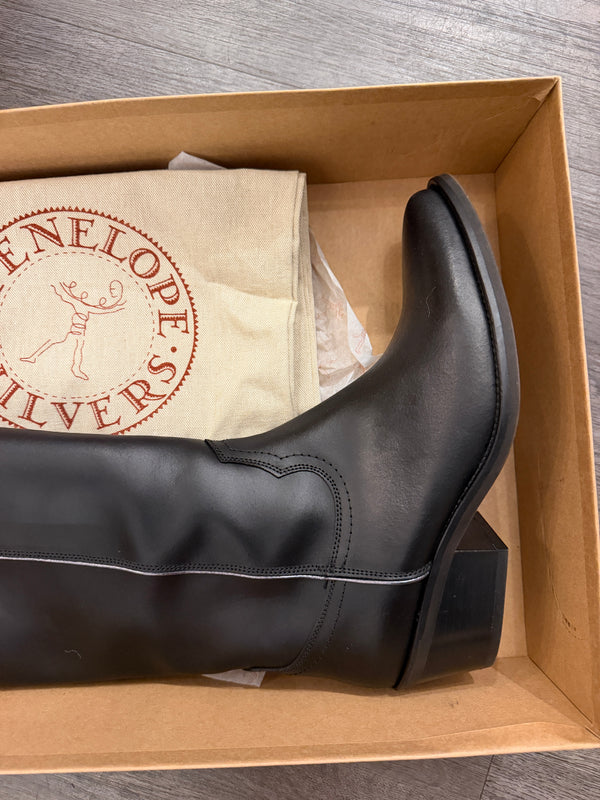 Penelope Chilvers long boots size 40