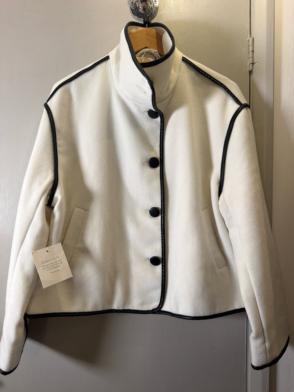 Phase Eight White Funnel Neck Jacket – Size 10 – New With Tags