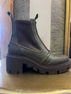 Tory Burch Chelsea boot size 5