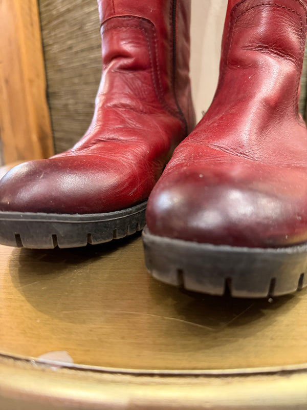 Tamarins terracotta red leather long boots Size 4