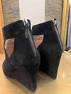 Unisa Black Suede shoes size 6