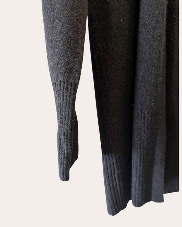 Cashmere black cardigan Size Medium
