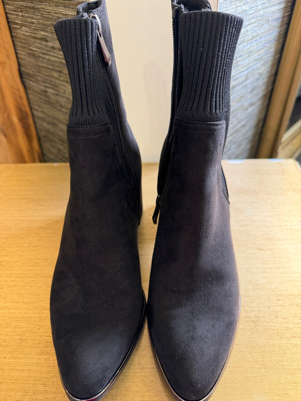 Marco Tozzi black faux suede boots size 37