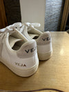 Vega Natural trainer size 37