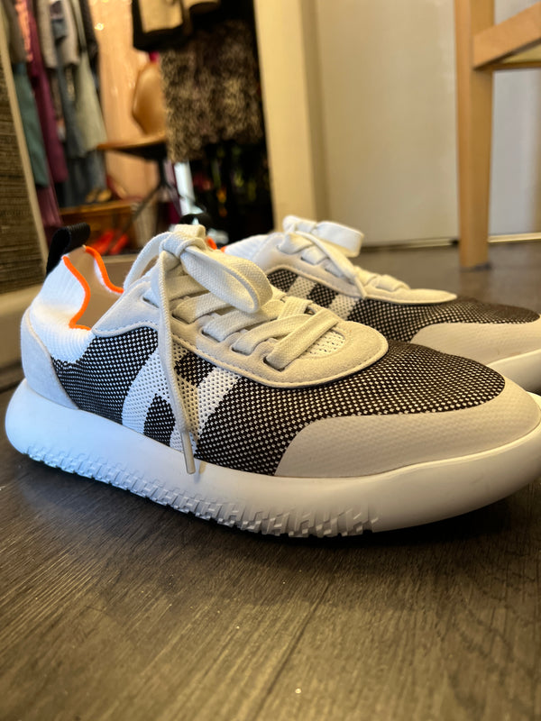 Hermes trainers size 6
