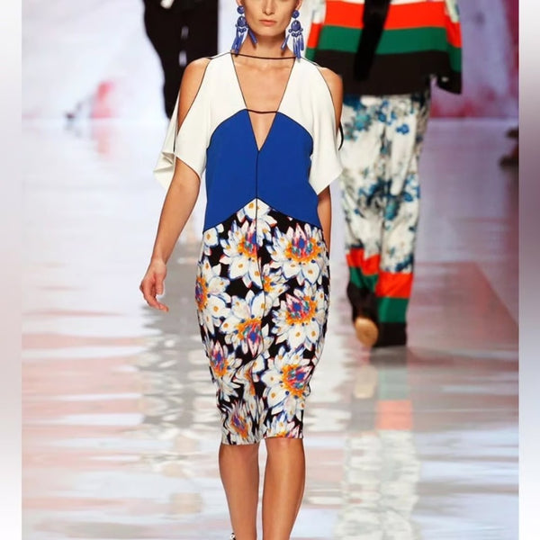 Etro Runway collection Cold Could Shoulder Floral colour blockdress 46/16