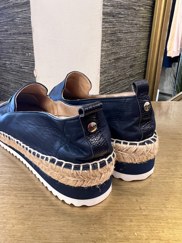 Dune navy shoes Size 6