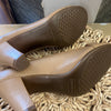 Aerosoles taupe grain leather heels 6.5
