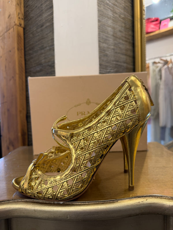 Prada gold shoes 38.5