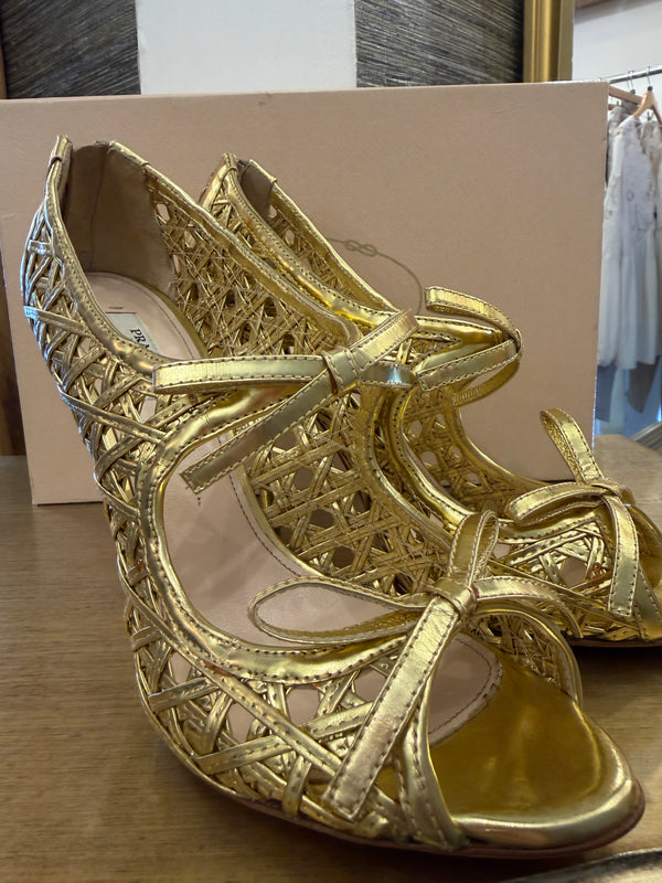 Prada gold shoes 38.5