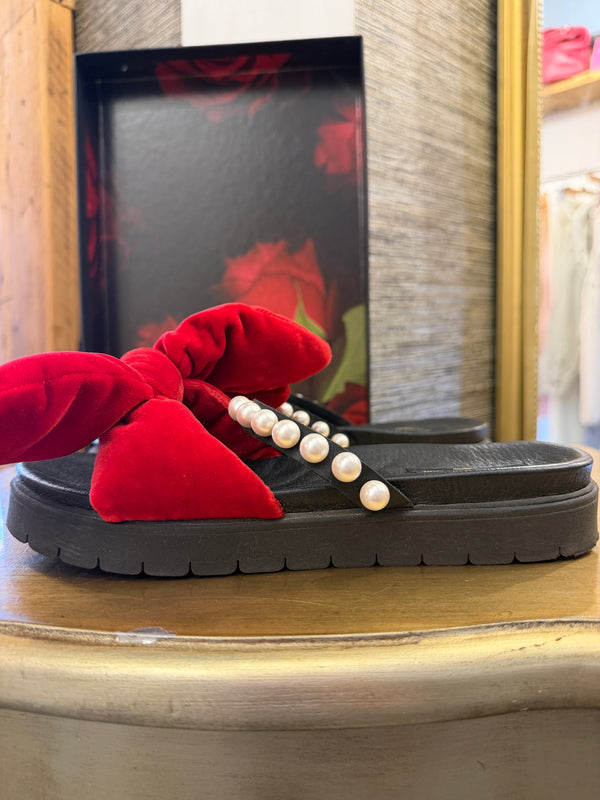 Mother of Pearl red velvet flats size 37