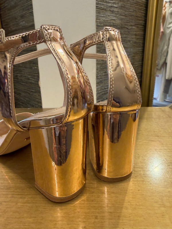 Carvela rose gold block heel sandals size 40