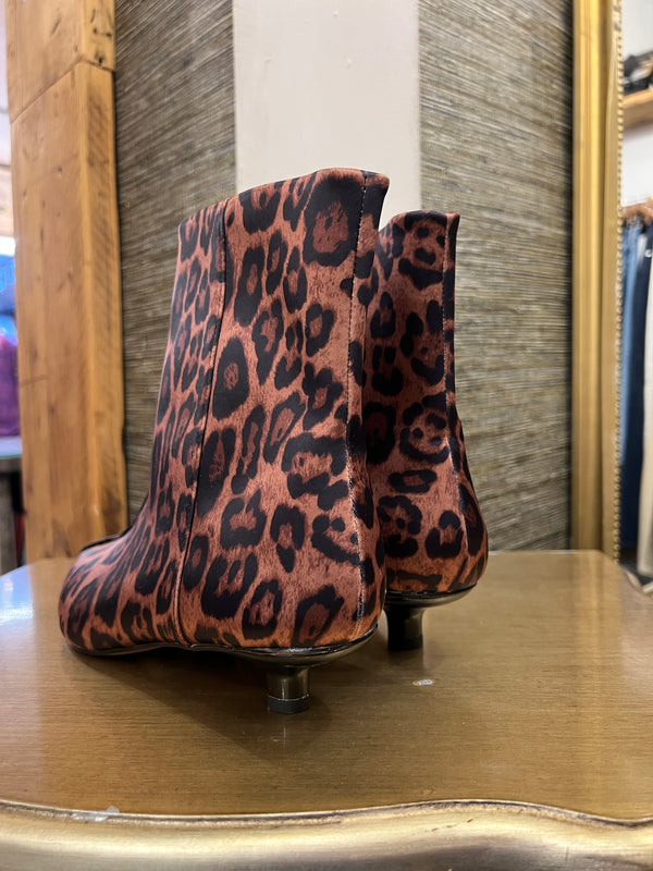 Topshop leopard fabric boots 6