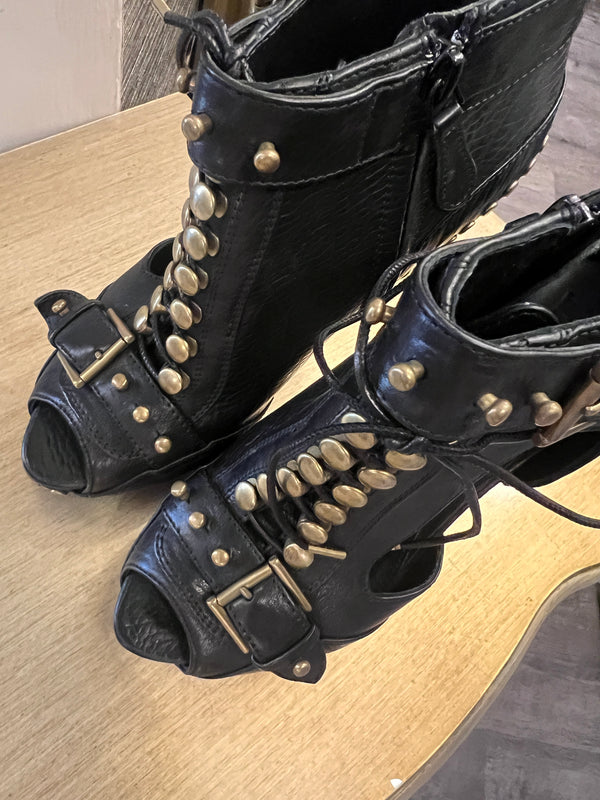 Alexander McQueen boots size 36