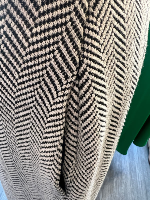 Armani Herringbone trouser suit 46/L