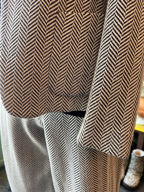 Armani Herringbone trouser suit 46/L